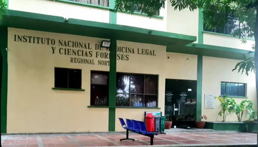 El cuerpo de Emiro Orozco Jiménez fue llevado a Medicina Legal. 