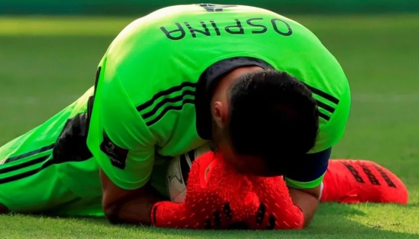 David Ospina en una de sus espectaculares atajadas.