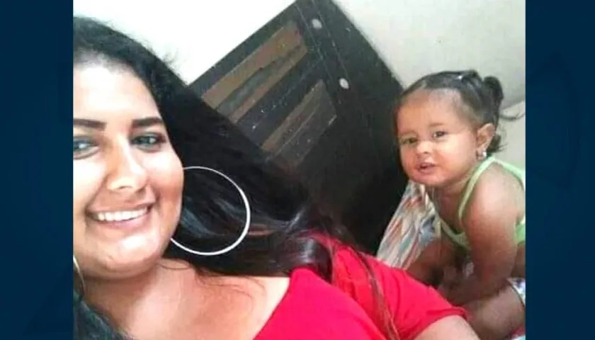 Delanis Gutiérrez Manga y su pequeña hija Halana