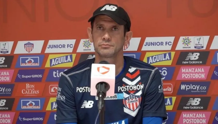 Arturo Reyes, técnico de Junior. 