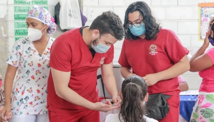 Atención en salud a los niños de Malambo.