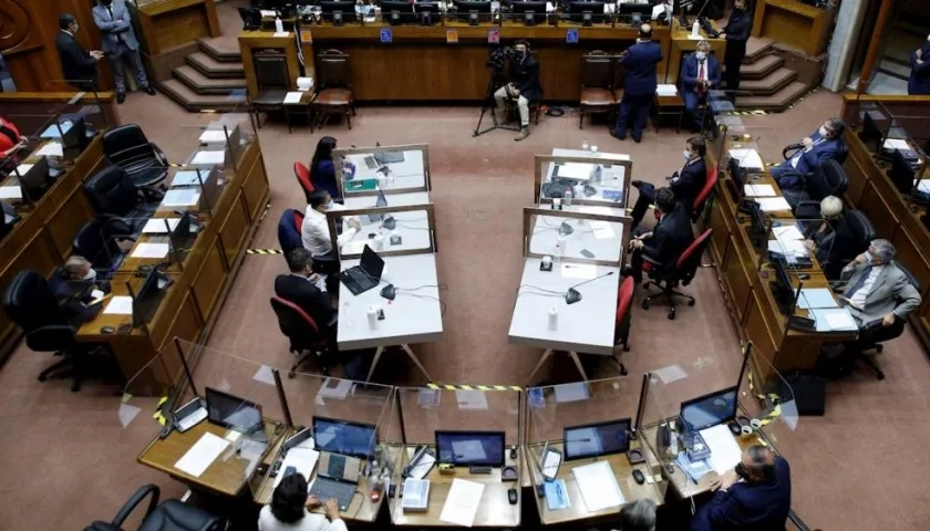 Senado de Chile durante la discusión y posterior votación de la Acusación Constitucional contra el presidente  Sebastián Piñera.