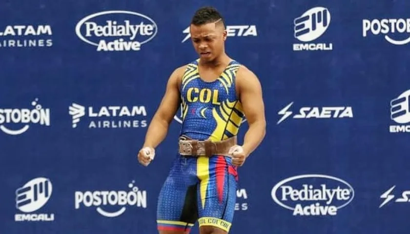 Estiven José Villar, pesista colombiano. 