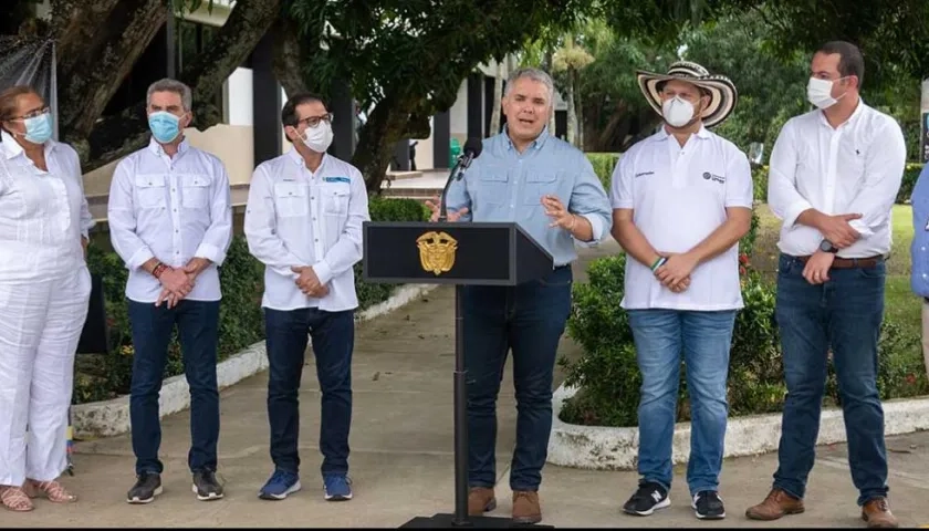 El Jefe de Estado visitó el nuevo centro industrial de Avidesa Mac Pollo, ubicado en el departamento de Córdoba.