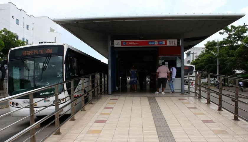 Estación de Transmetro.