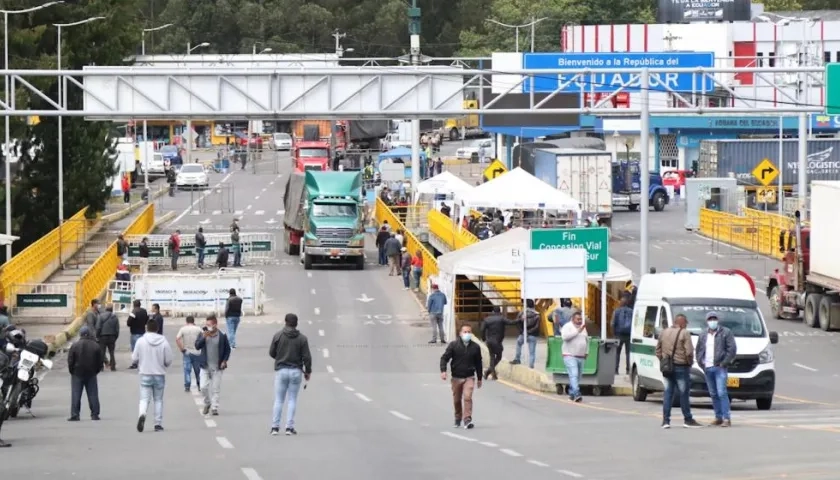 Frontera entre Colombia y Ecuador. 