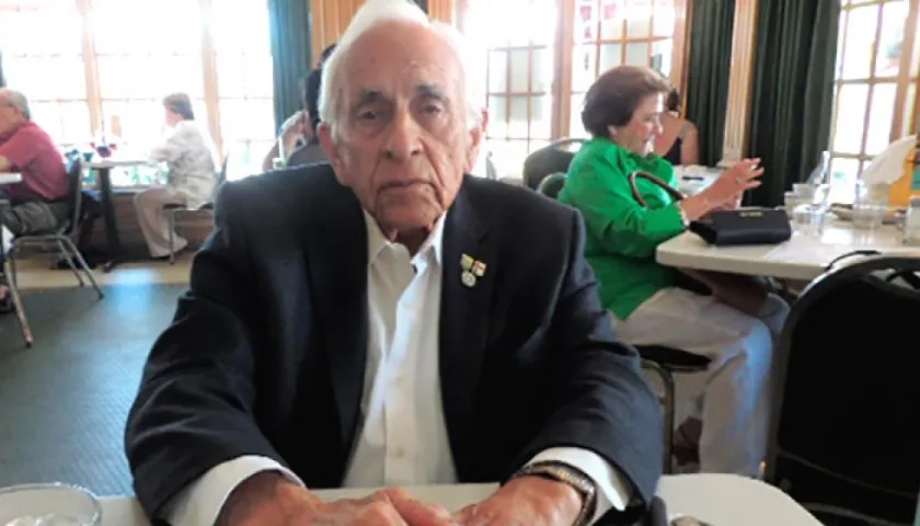 Eugenio Rolando Martínez.