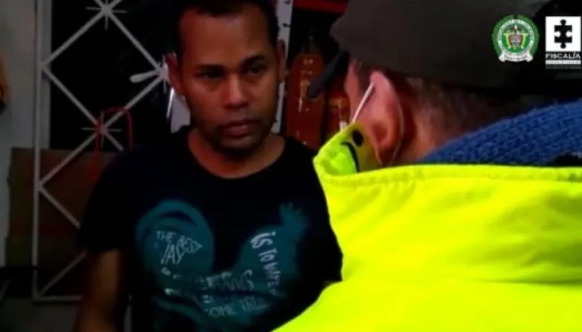 Néstor Enrique Montoya Centeno, docente de inglés capturado. 