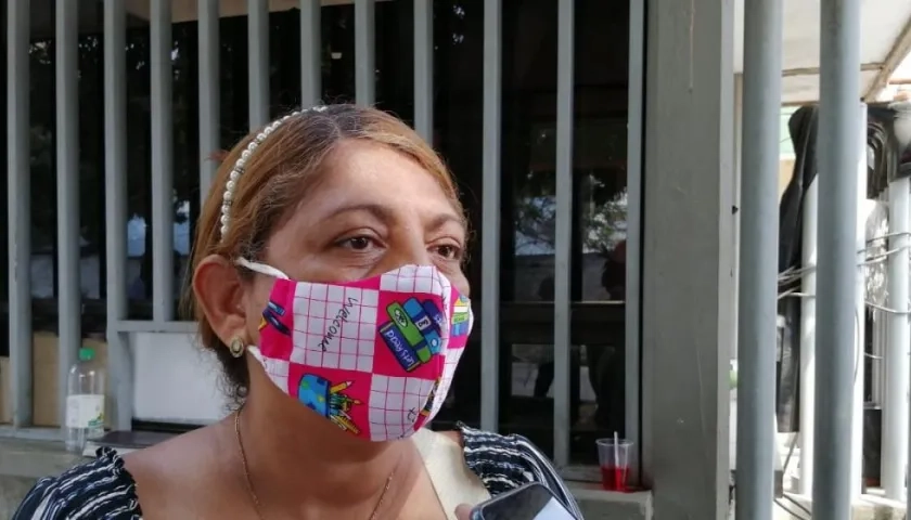 Liliana Escalante, hermana de Katherine.