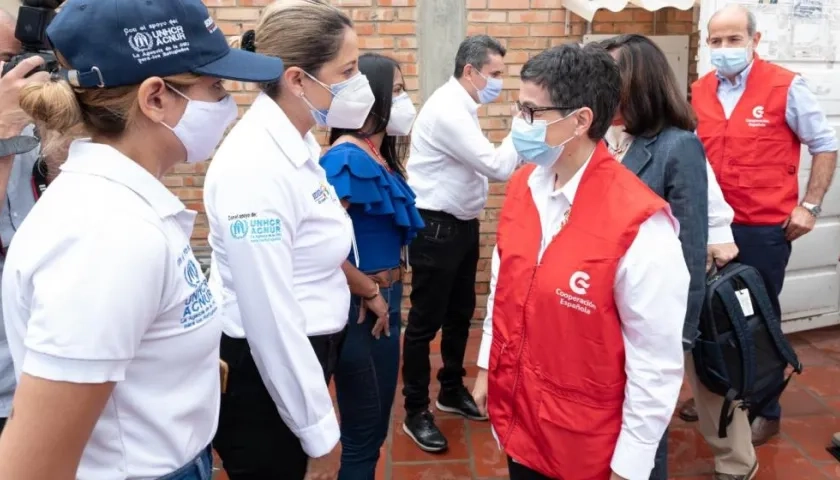 Ministra de Exteriores de España, Arancha González Laya (derecha).