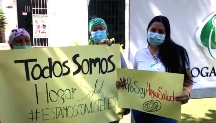 Trabajadoras de Hogarsalud respaldando a la IPS.