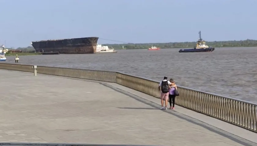 Inicio de la maniobra en la zona próxima al Gran Malecón del Río.