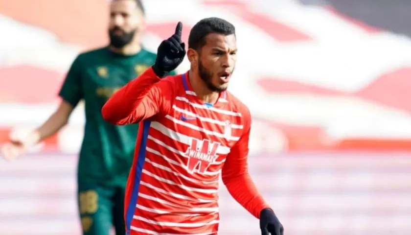 Luis Suárez, delantero samario del Granada. 