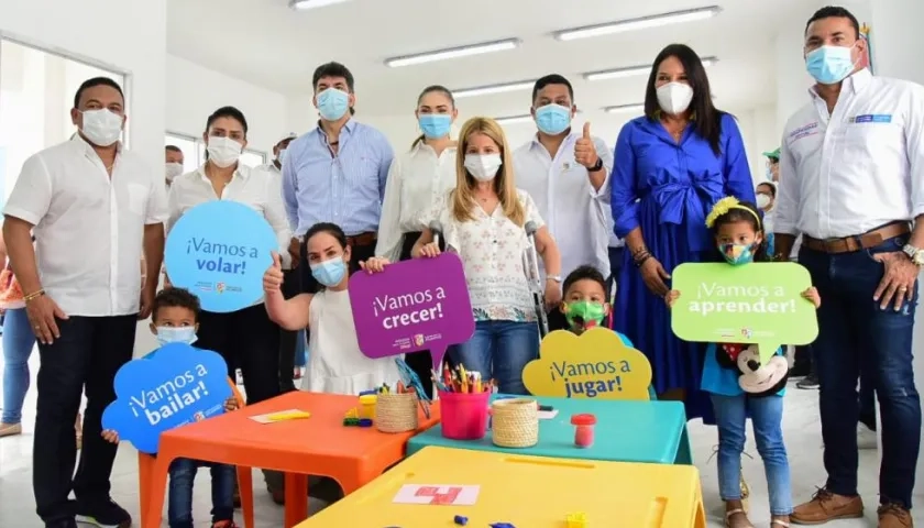 Acto de entrega de la nueva ciudadela.