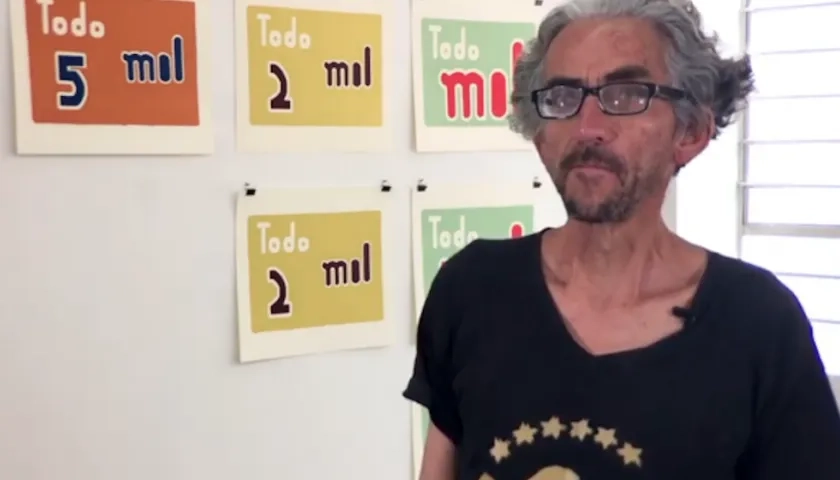 Antonio Caro, artista conceptual.