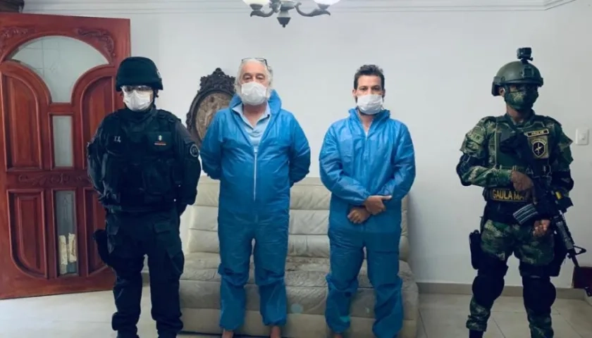 Mark Grenon e hijo durante su captura en Santa Marta.