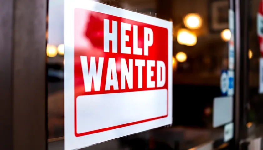 Avisos como este ya son usuales en muchos negocios.