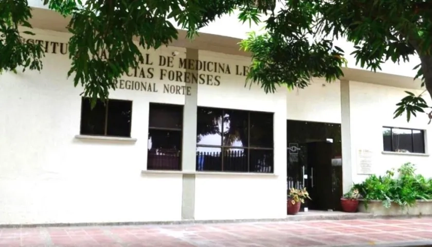 El cuerpo de la víctima fue llevado a Medicina Legal para las correspondientes diligencias.