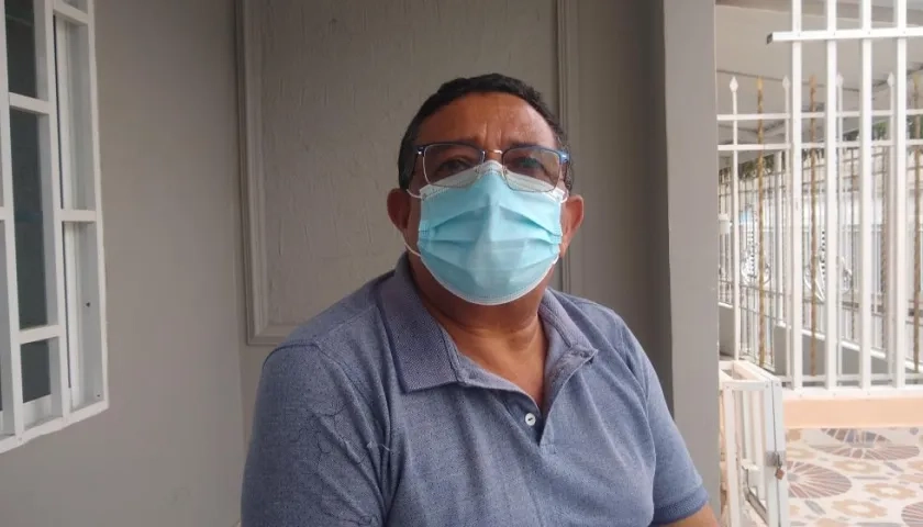 Rafael Romero, tío de Angélica.