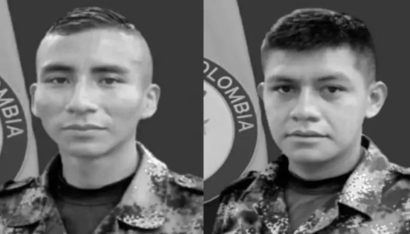 Januar Jhonatan Gutiérrez Titimbo y Juan Clímaco Guetocue Volveras, soldados fallecidos.