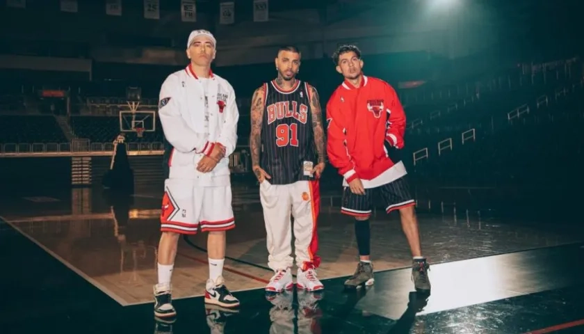 Tainy, Yandel y  Rauw Alejandro. 