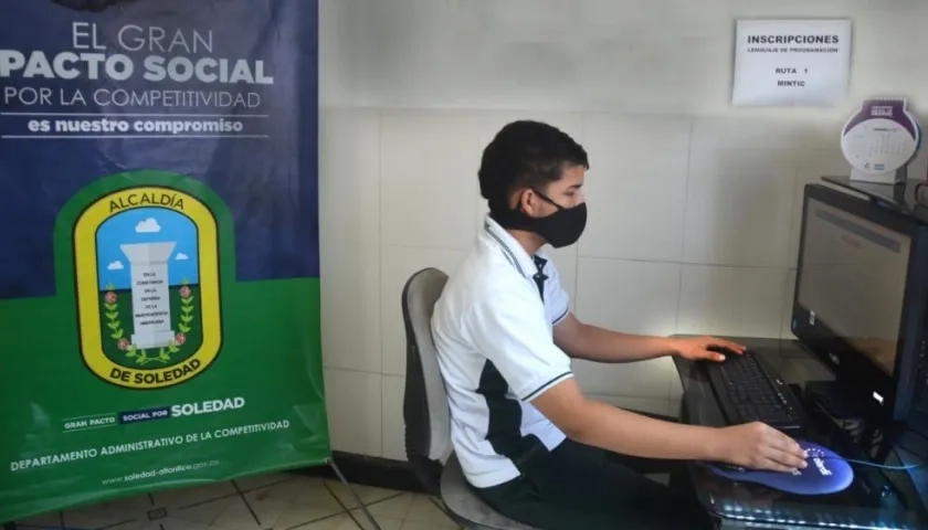 Muchos colegios en el municipio continúan en la virtualidad. 