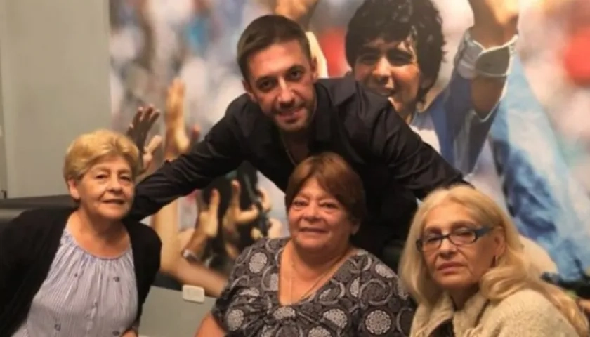 Matías Morla y las hermanas de Maradona.