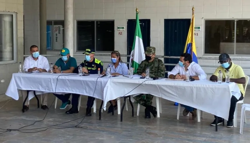 Mesa del Foro en Santo Tomás.