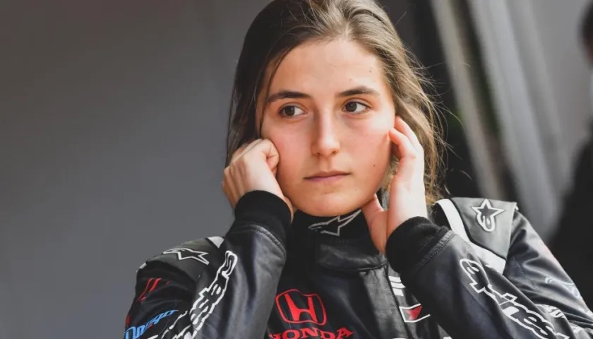 Tatiana Calderón, piloto colombiana. 