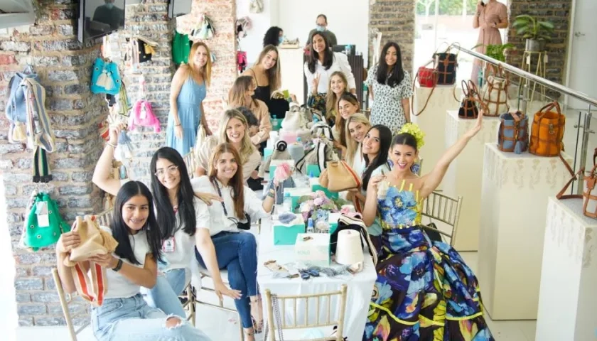 Nueva colección de mochilas de Asociación de Artesanas de Chorrera.