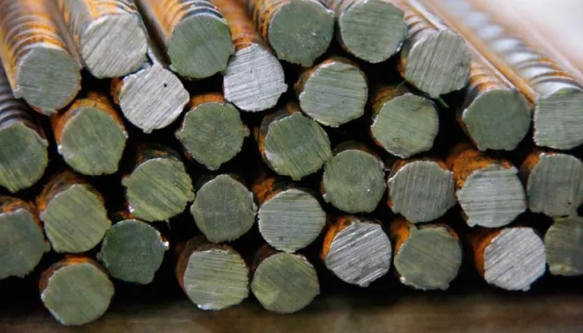 El decreto establece que el Ministerio de Comercio administrará y distribuirá el contingente, previo concepto favorable o desfavorable de la DIAN.