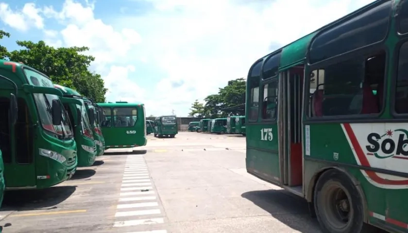 La flota de Sobusa paralizada por las amenazas.