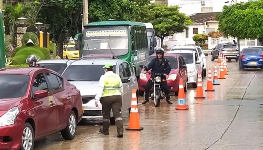 Los beneficios cobijan a conductores de vehículos y motos.