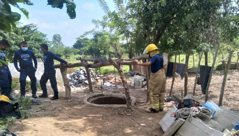 En este pozo artesanal falleció el adolescente. 