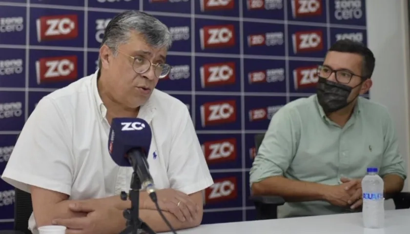 Los magistrados Julio Andrés Sampedro Arrubla y Mauricio Rodríguez Tamayo.