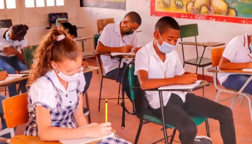 La primera semana de febrero entrarán las secretarías que restan para completar el 100% de presencialidad en el país.