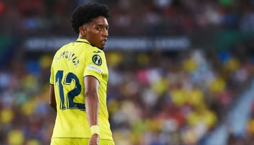 Johan Mojica, lateral izquierdo de Colombia. 