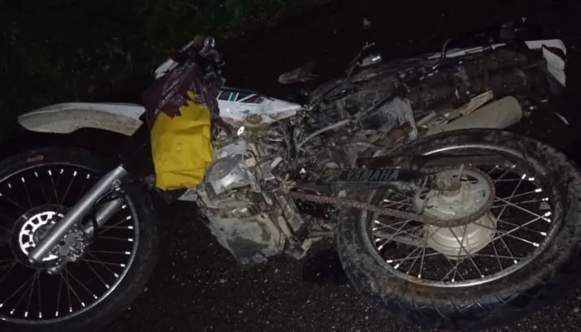 Motocicleta accidentada. 