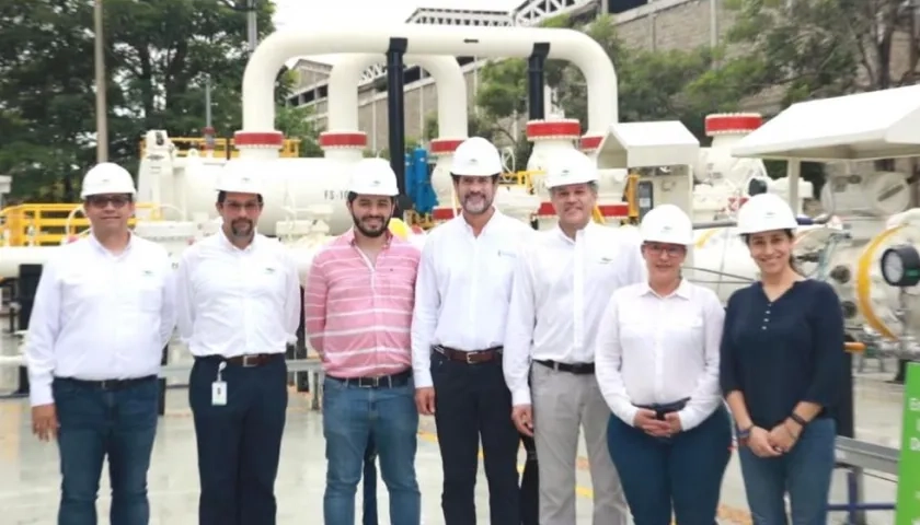 La Viceministra Belizza Ruiz con directivos de Promigas.