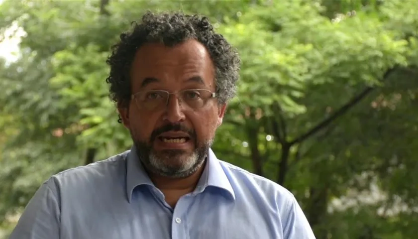 Roberto Carlos Vidal López.