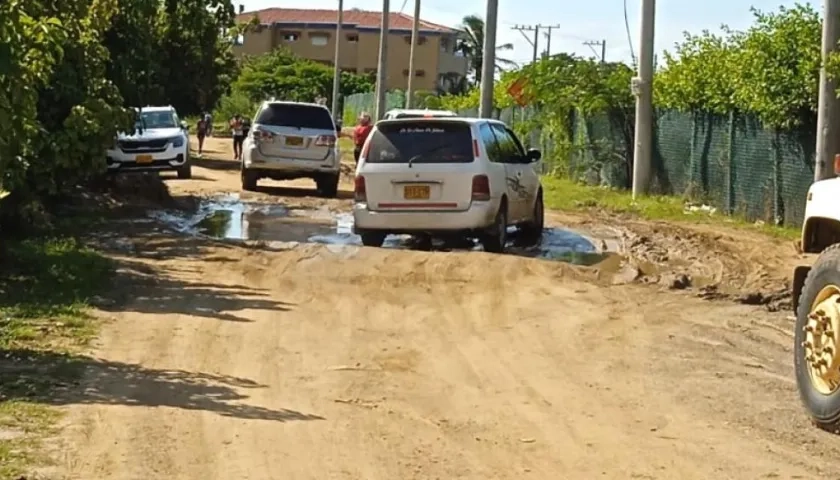 Estado en que se encuentra la vía de acceso.