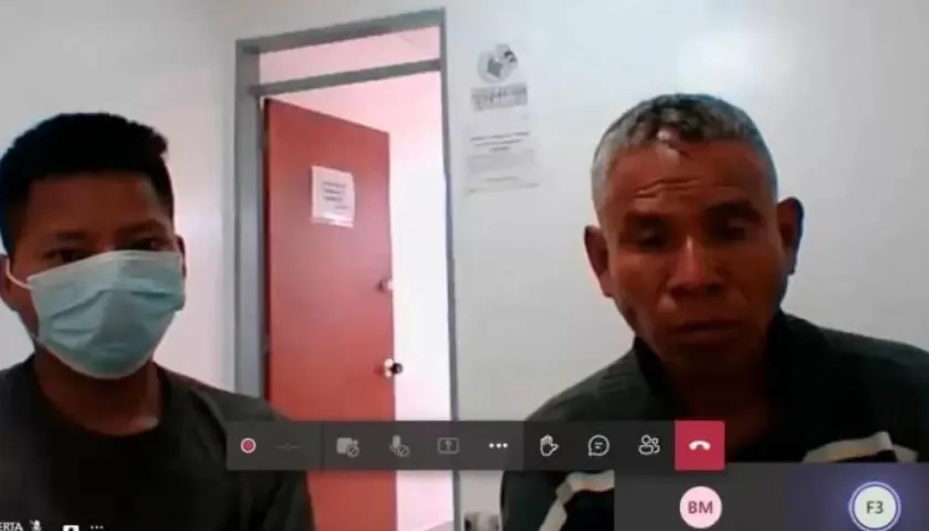 Los dos indígenas capturados.