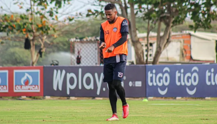 Yesus Cabrera, volante de Junior. 