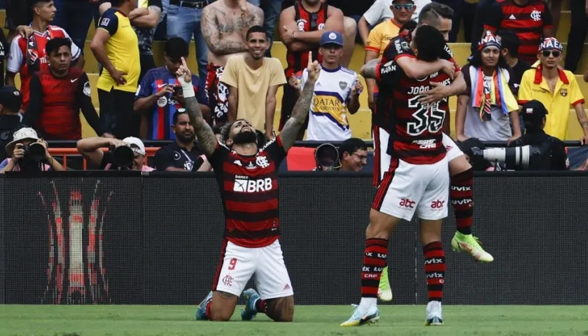 Gabigol celebra el tanto del triunfo. 