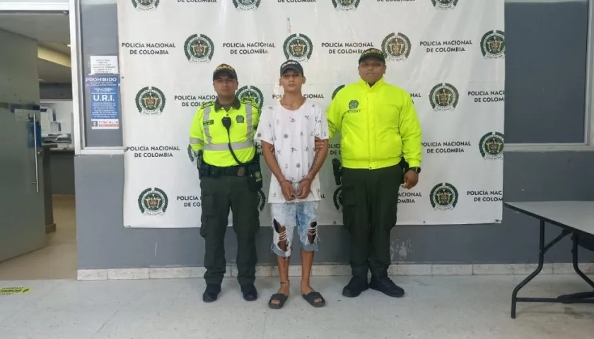 Eduardo Rafael Barrios Sánchez capturado por la Policía.