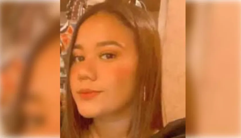 Angelis Marcela Lobo cayó de un cuarto piso.