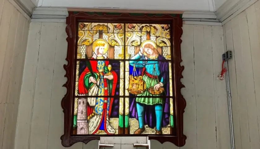 Santa Bárbara y San Eloy.