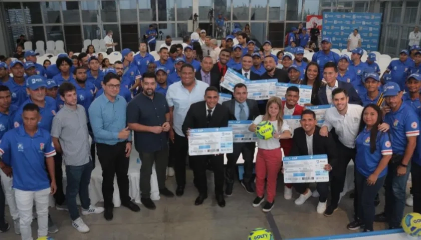 Ceremonia de graduación de ‘Misión fútbol’.