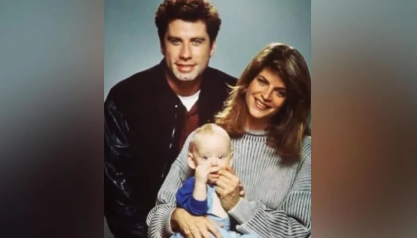 Kirstie Alley junto a John Travolta en la película "Mira quién habla", de 1989.
