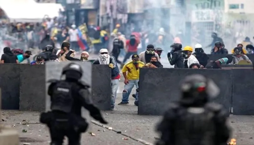 Actos vandálicos de la 'Primera Línea'.